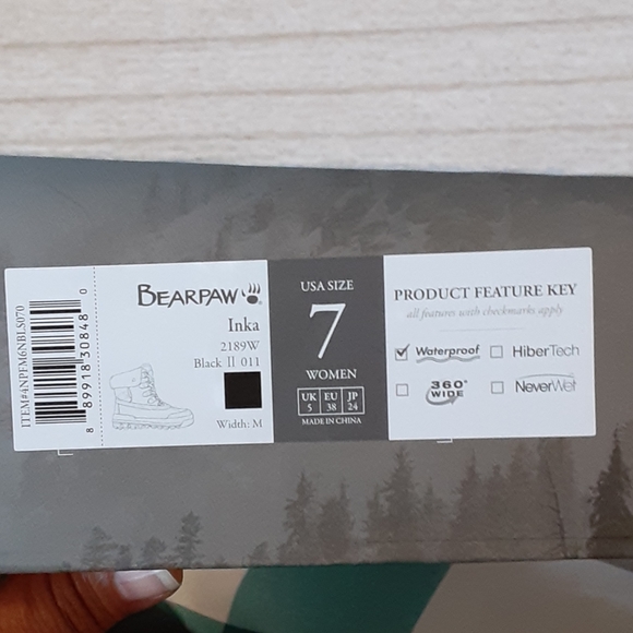 Boots - Picture 3 of 3